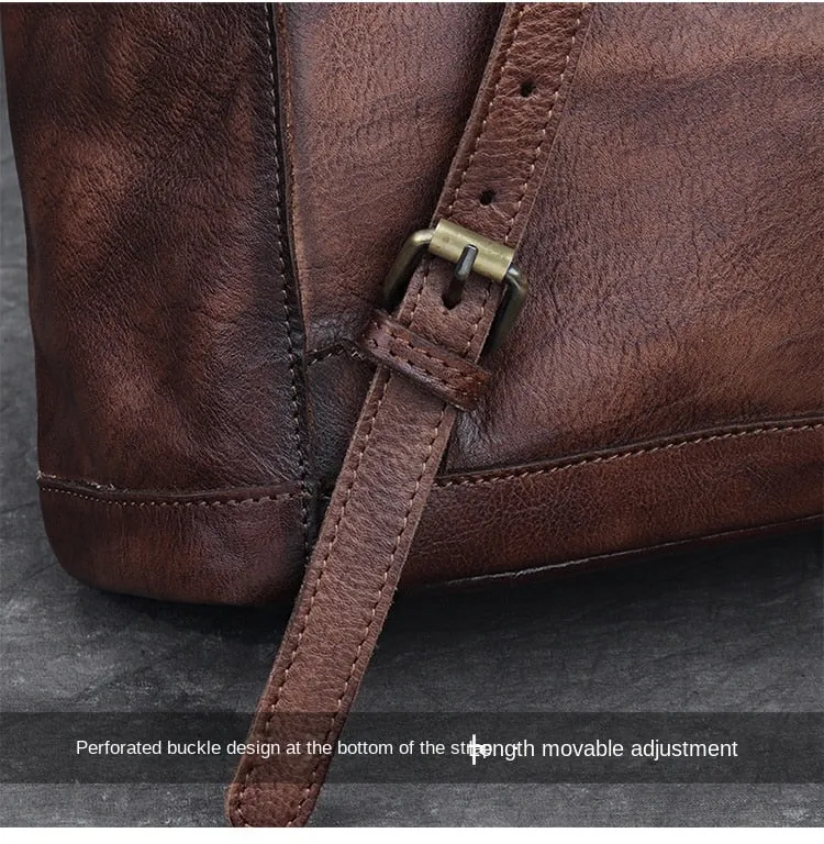 Unisex First Layer Cowhide Leather Retro Large Capacity Laptop Bag